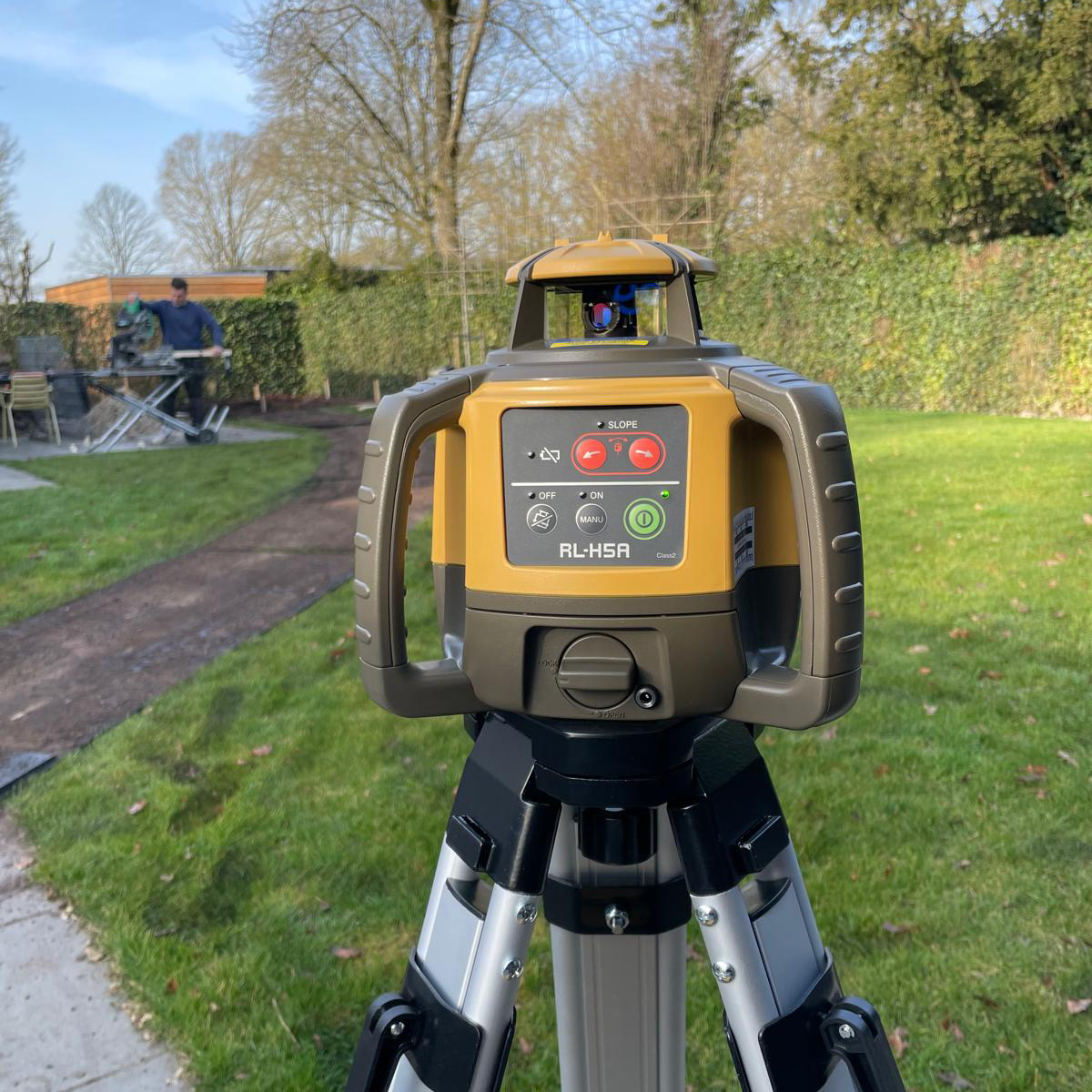 TGSI Topcon RL-H5A Bouwlaser op de werkvloer bij Radboud Schonenburg11